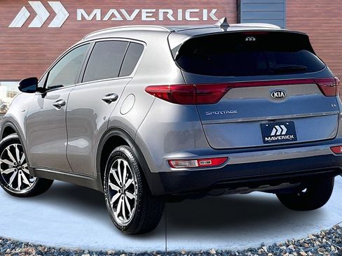 Used 2018 Kia Sportage EX image 4