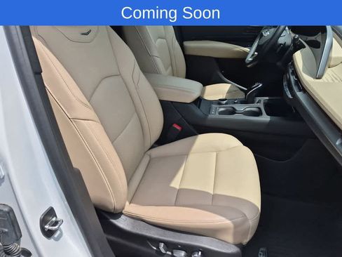 Used 2024 Cadillac XT4 Premium Luxury AWD/4WD image 22