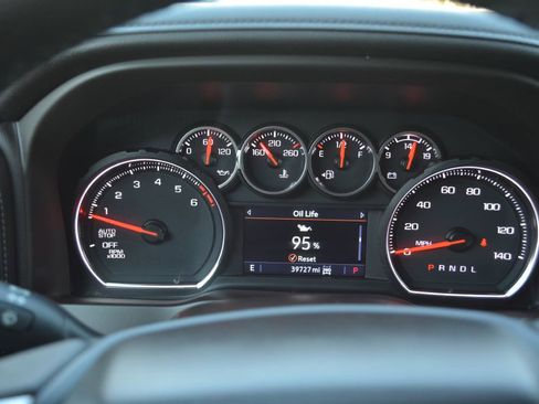 Used 2021 Chevrolet Silverado 1500 LTZ w/ Z71 Off-Road Package image 15