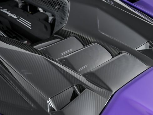 Used 2024 Lamborghini Revuelto image 20