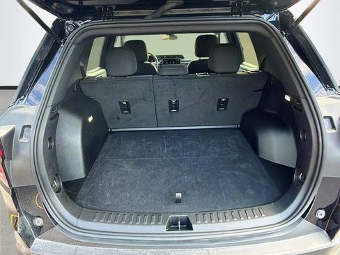 Used 2025 GMC Terrain Elevation image 12