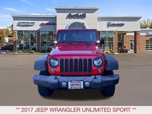 Used 2017 Jeep Wrangler Unlimited Sport w/ Quick Order Package 24S AWD/4WD image 3