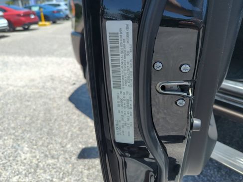 Used 2020 RAM 3500 Limited AWD/4WD image 40