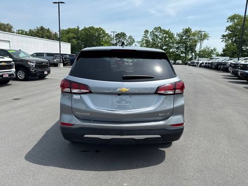 Used 2024 Chevrolet Equinox LT AWD/4WD image 5