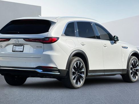 Used 2025 MAZDA CX-90 Plug-In Hybrid w/ Premium Plus image 4