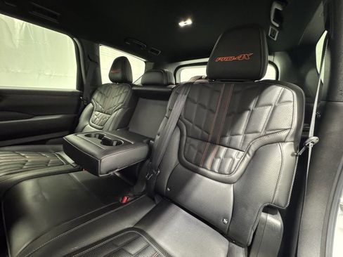 Certified 2025 Nissan Armada PRO-4X image 25