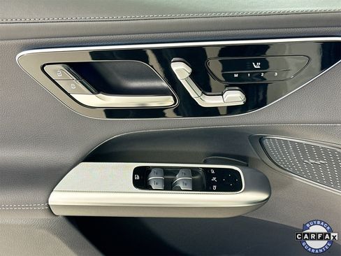 Used 2025 Mercedes-Benz GLC 350e 4MATIC image 19