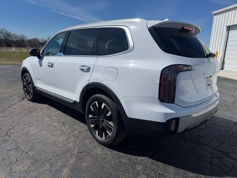 Used 2023 Kia Telluride SX image 4