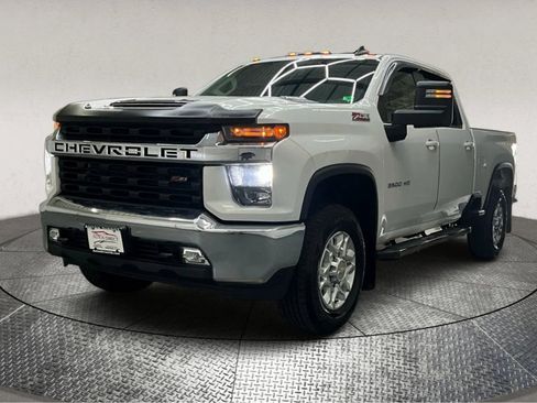 Used 2022 Chevrolet Silverado 3500 LT w/ Convenience Package image 4