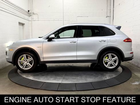 Used 2016 Porsche Cayenne S AWD/4WD image 6