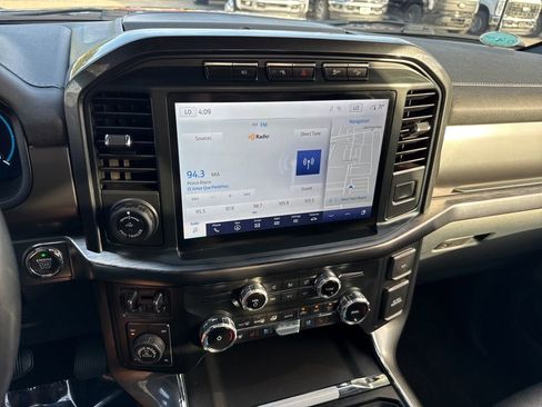 Used 2022 Ford F150 Lariat w/ Equipment Group 502A High image 20