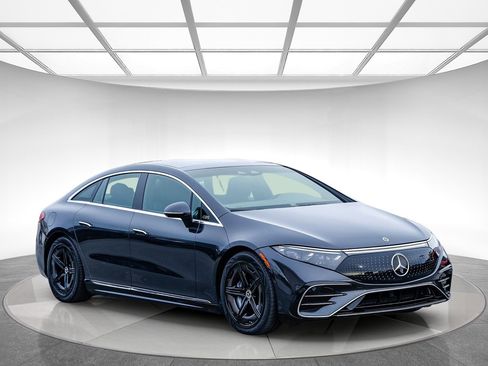 Used 2023 Mercedes-Benz EQS 580 580 image 5