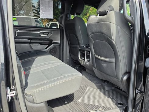 Used 2019 RAM 1500 Big Horn AWD/4WD image 17