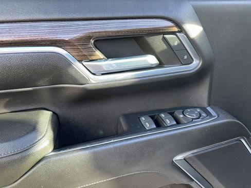 Used 2024 Chevrolet Silverado 2500 LT image 13