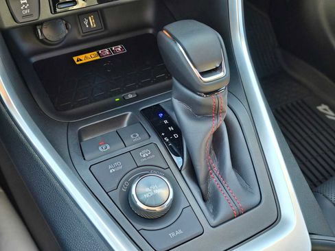 Certified 2025 Toyota RAV4 XSE image 27