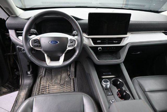 Used 2025 Ford Explorer Active w/ Active Comfort Package AWD/4WD image 20