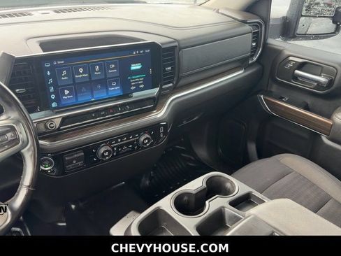 Used 2025 Chevrolet Silverado 2500 LT w/ Convenience Package AWD/4WD image 46