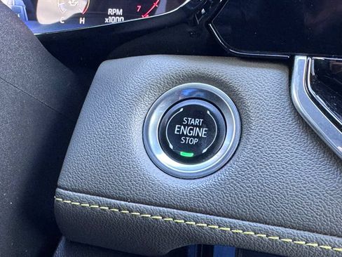 Used 2024 Chevrolet Colorado ZR2 w/ ZR2 Convenience Package III AWD/4WD image 7