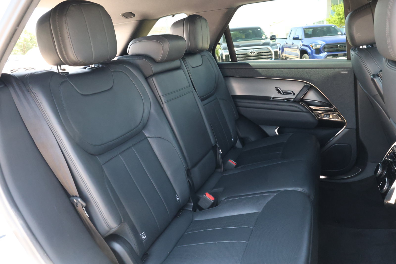 Used 2024 Land Rover Range Rover Sport Dynamic SE AWD/4WD image 31