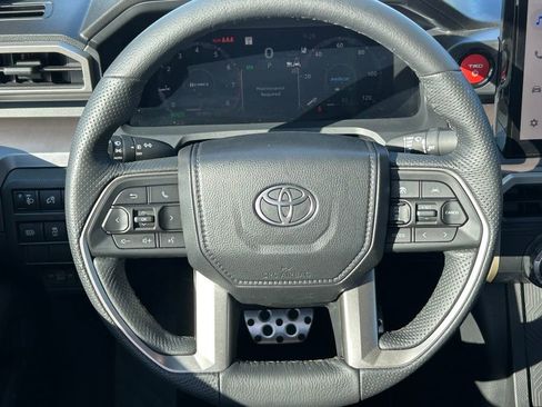 Certified 2025 Toyota Tacoma TRD Sport AWD/4WD image 32