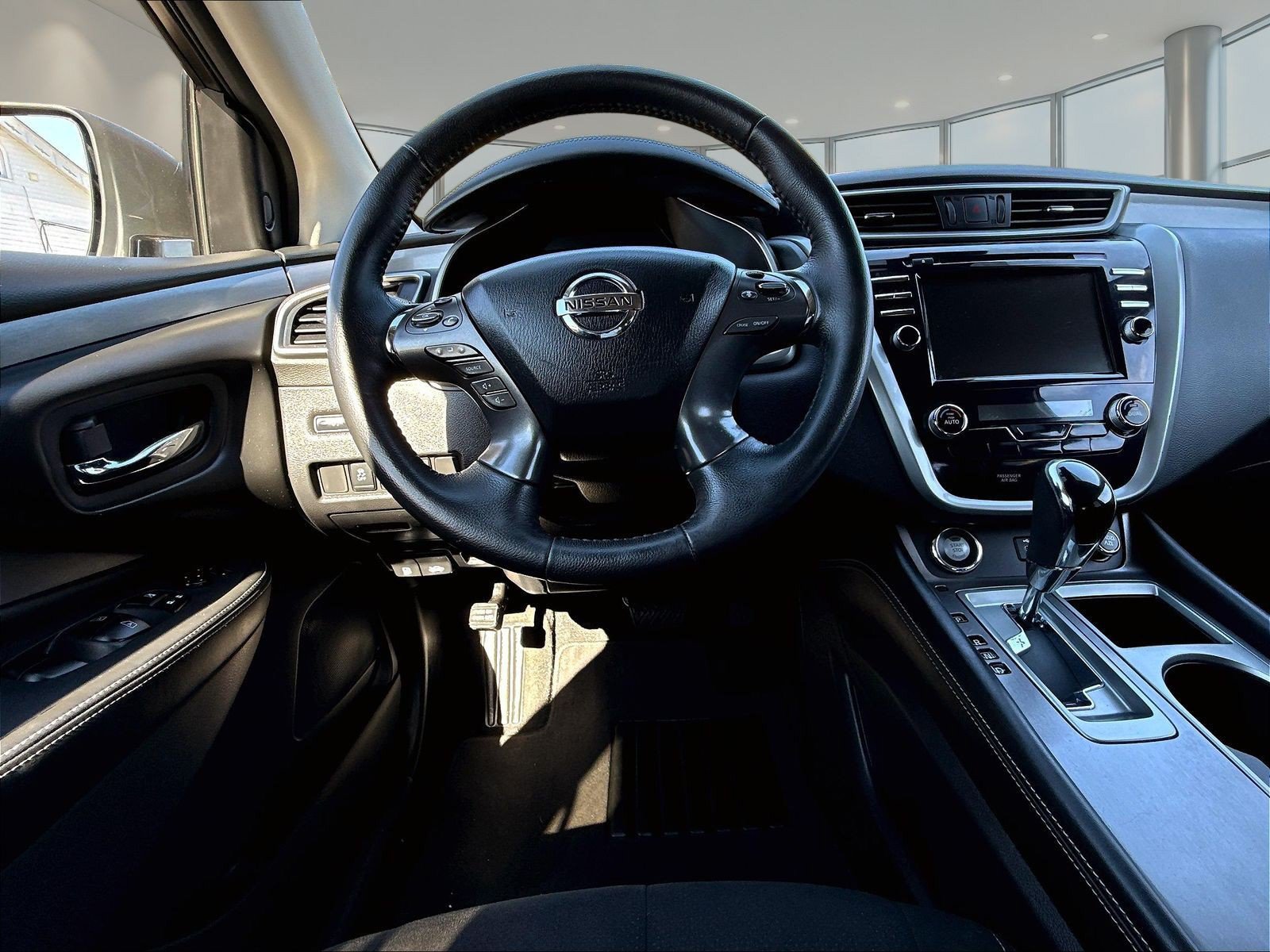 Used 2020 Nissan Murano SV AWD/4WD image 10