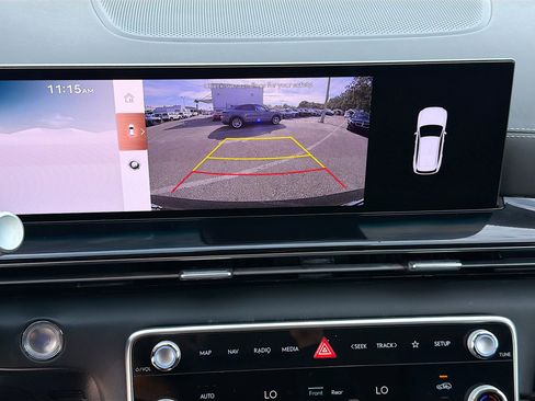 Used 2025 Genesis GV80 2.5T image 32