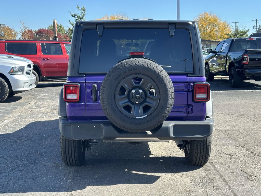 Used 2026 Jeep Wrangler Unlimited Sport AWD/4WD image 5