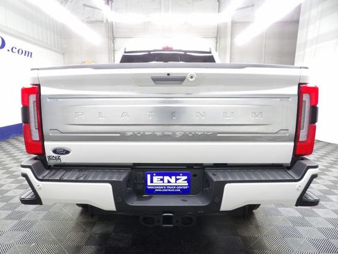 Used 2024 Ford F250 Platinum AWD/4WD image 38