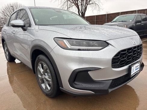 New 2026 Honda HR-V LX image 2