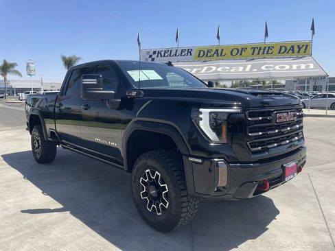 Used 2024 GMC Sierra 2500 AT4X AWD/4WD image 2