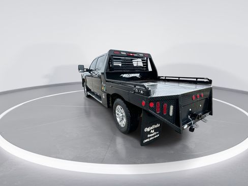 Used 2018 Chevrolet Silverado 3500 LT w/ LT Convenience Package AWD/4WD image 6