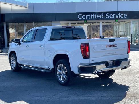 Used 2022 GMC Sierra 1500 SLT w/ SLT Premium Plus Package image 3