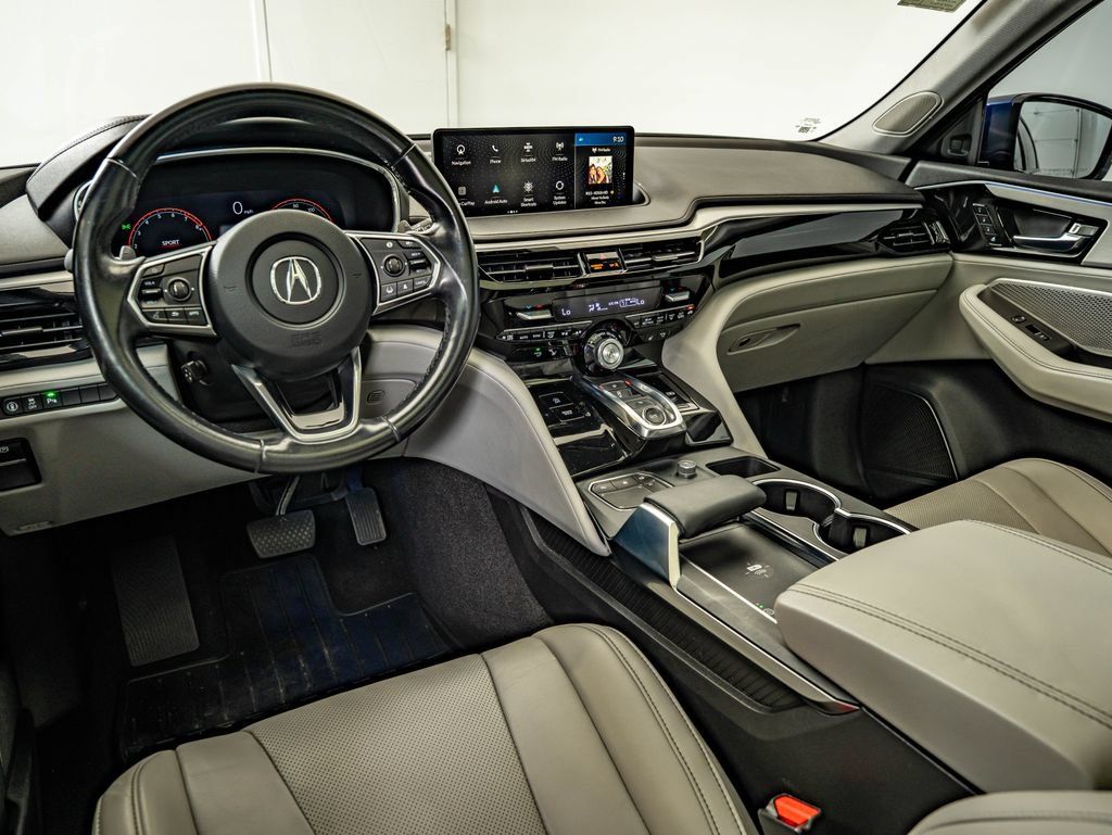 Used 2022 Acura MDX w/ Technology Package FWD image 31