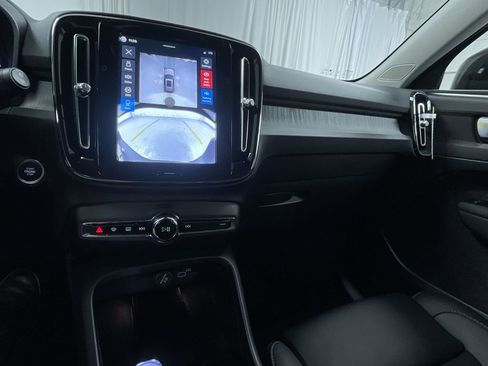 New 2026 Volvo XC40 B5 Plus w/ Protection Package Premier image 11