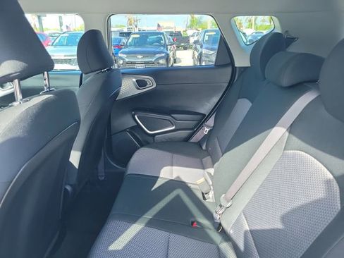 Used 2025 Kia Soul FWD image 12