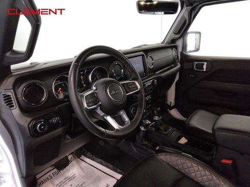 Used 2022 Jeep Wrangler Unlimited Sahara image 30