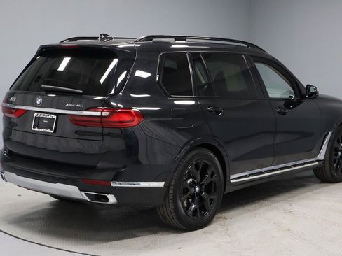 Used 2022 BMW X7 xDrive40i w/ Executive Package image 14