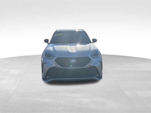 Used 2022 Toyota Highlander XSE image 8