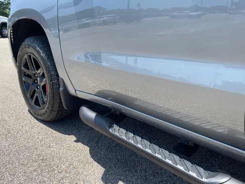New 2026 Chevrolet Silverado 1500 RST w/ Redline Edition AWD/4WD image 14