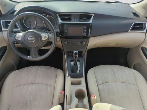 Used 2017 Nissan Sentra SV w/ Driver's Assist Package image 19