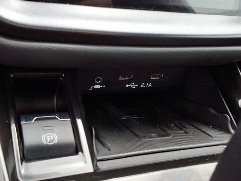Used 2022 Subaru Outback Wilderness AWD/4WD image 25