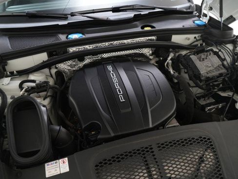 Used 2020 Porsche Macan image 66