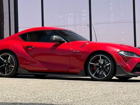 Used 2022 Toyota Supra Premium w/ Driver Assist Package RWD image 17