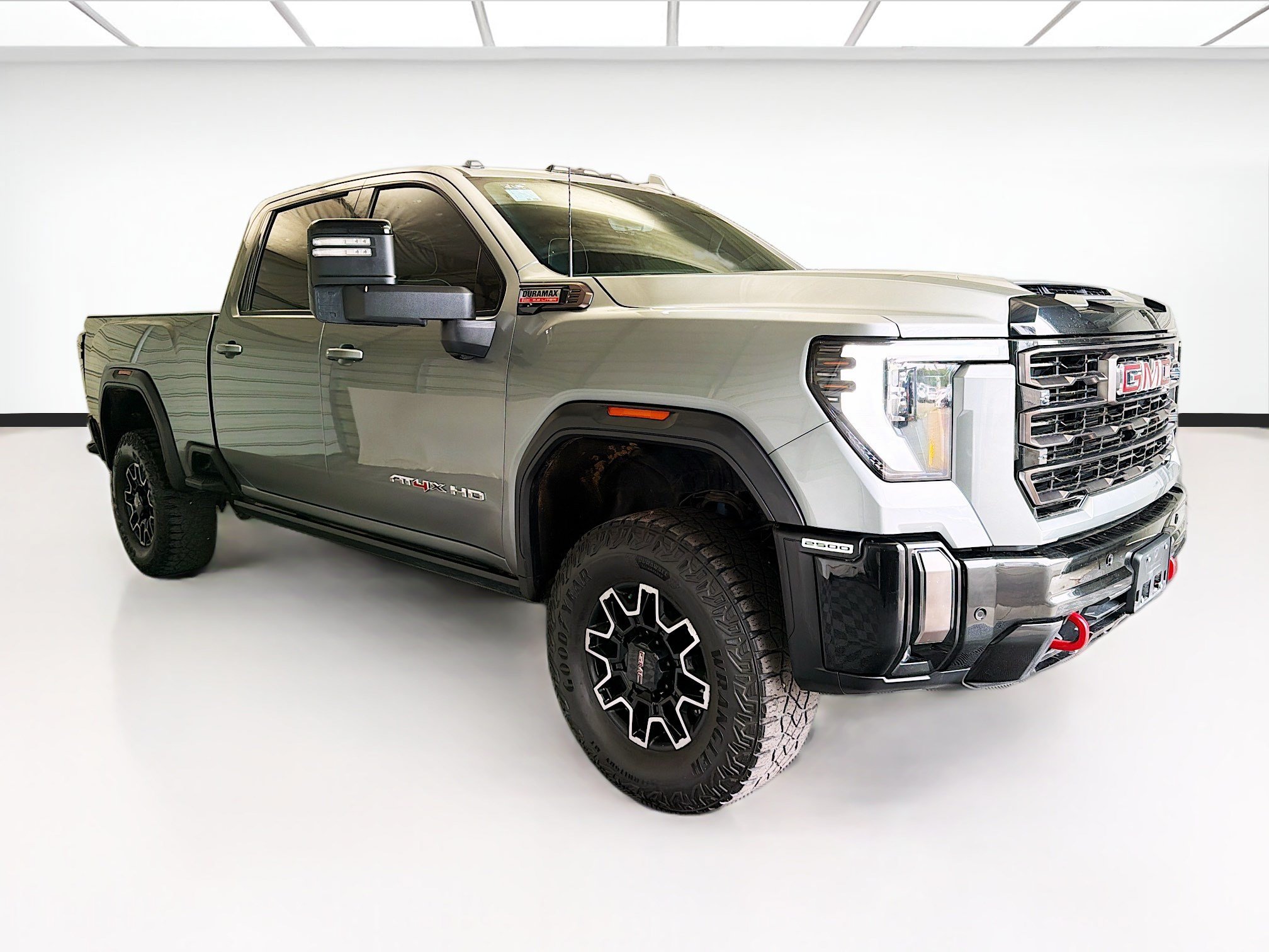 Used 2024 GMC Sierra 2500 AT4X AWD/4WD image 3