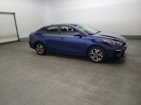 Used 2021 Kia Forte LXS image 11