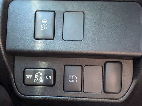 Certified 2023 Toyota Tacoma SR image 37