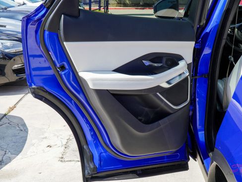 Used 2018 Jaguar E-PACE R-Dynamic HSE image 20