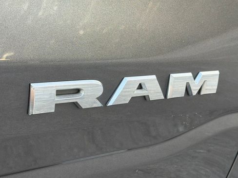 Used 2021 RAM 1500 Big Horn image 10
