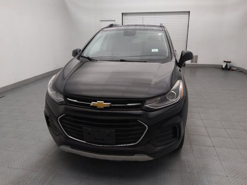 Used 2018 Chevrolet Trax LT w/ Sun & Sound Package AWD/4WD image 15