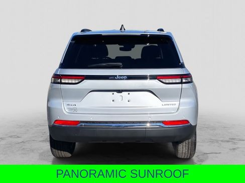 Certified 2024 Jeep Grand Cherokee Limited image 4